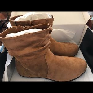 NEW IN BOX Torrid boots 8.5
